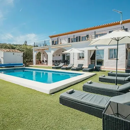 Villa Casa Wood - Family With Pool Vinuela