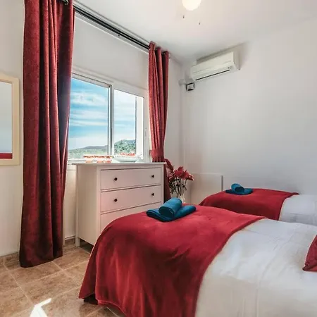 Casa Wood - Family With Pool Villa Vinuela